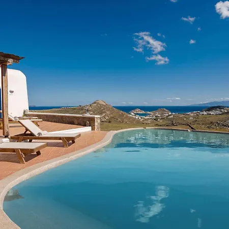 Villa Tranquil 4 *