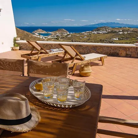 Villa Tranquil 4 *